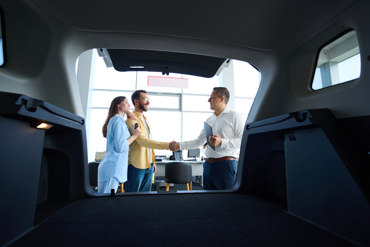 Explore the Best Van Financing Options in Hamilton with Ready Loans